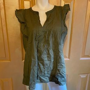 Olive 🫒 Green LOFT Top